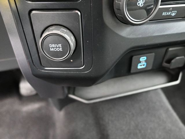 Used 2023 Ford F150 XLT image 3