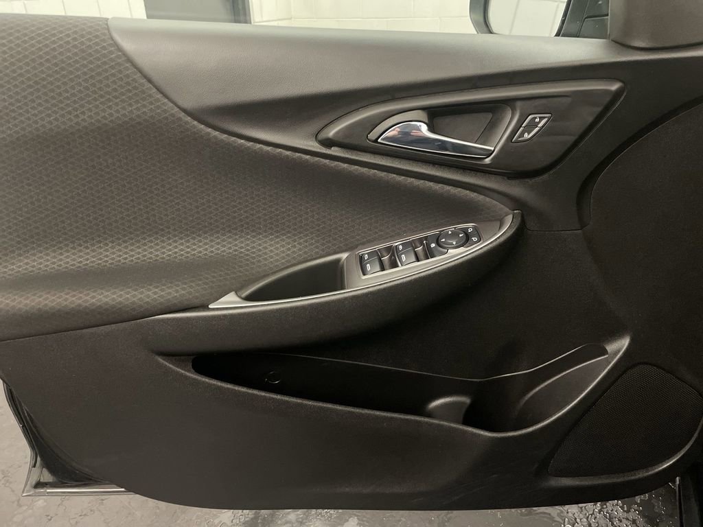 Used 2022 Chevrolet Malibu LT w/ Redline Edition FWD image 16