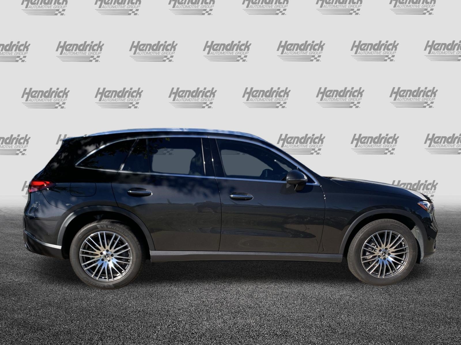 Used 2024 Mercedes-Benz GLC 300 image 11