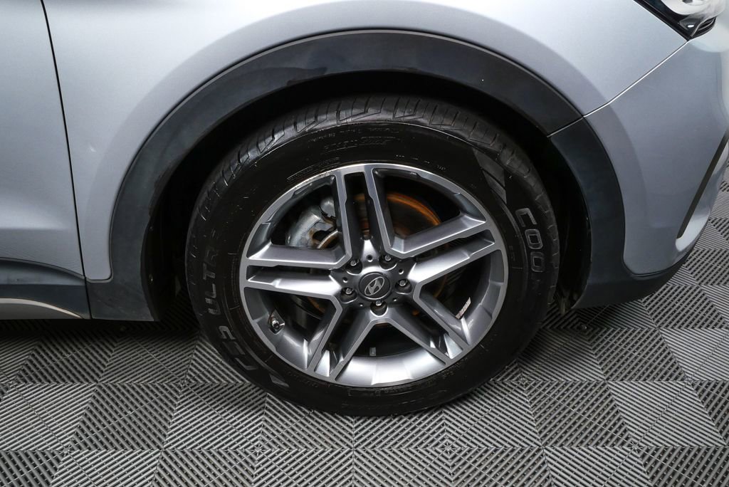 Used 2017 Hyundai Santa Fe Limited image 34