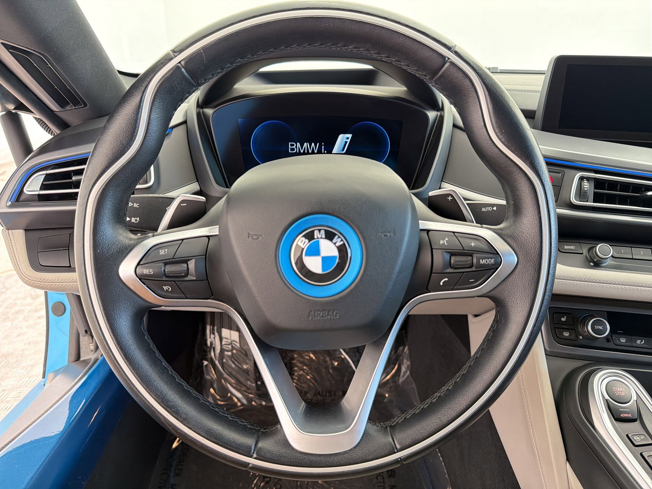 Used 2015 BMW i8 AWD/4WD image 15