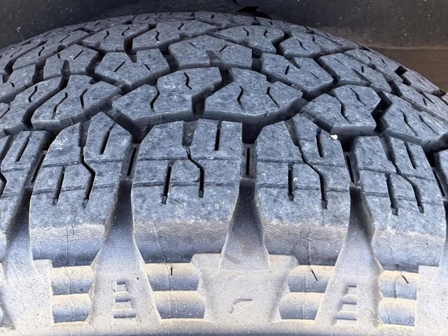 Certified 2024 Chevrolet Silverado 1500 High Country w/ Technology Package image 36