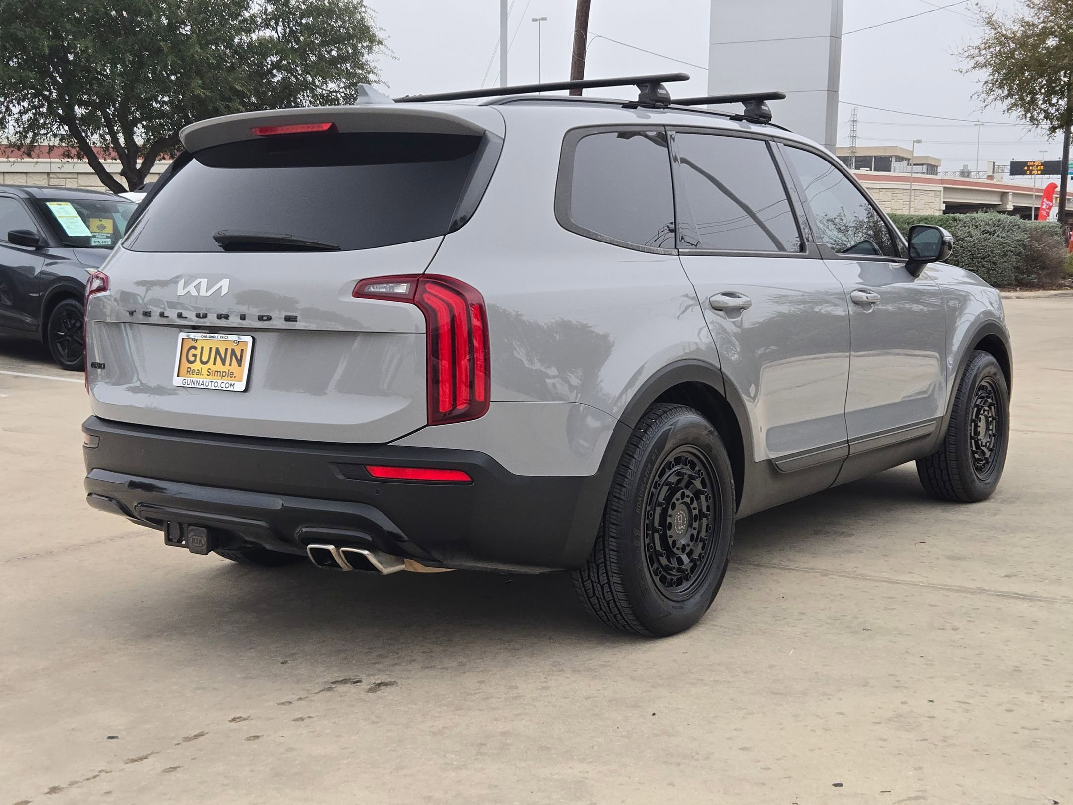 Used 2022 Kia Telluride SX w/ SX Prestige Package image 7