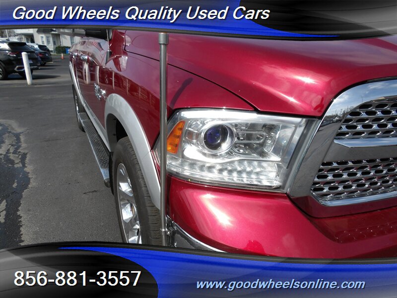 Used 2014 RAM 1500 Laramie w/ Convenience Group image 10