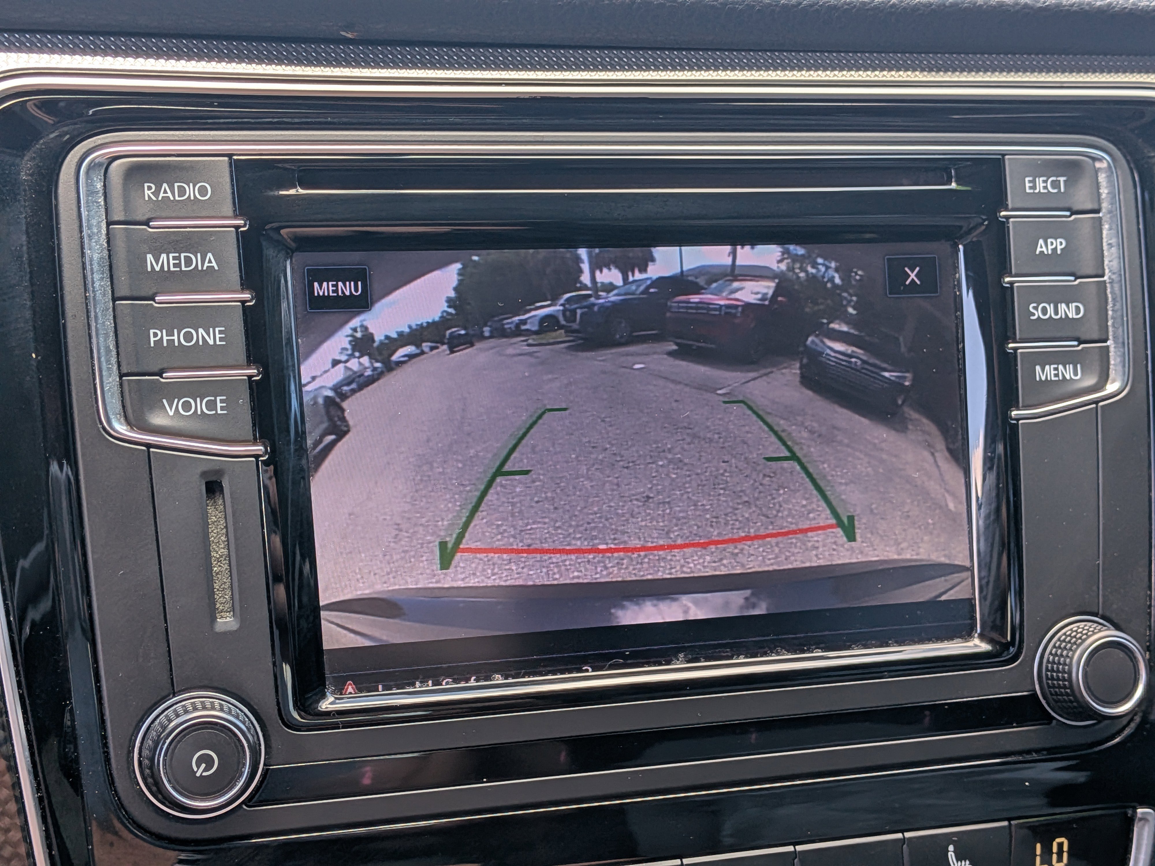 Used 2018 Volkswagen Passat 3.6 image 33