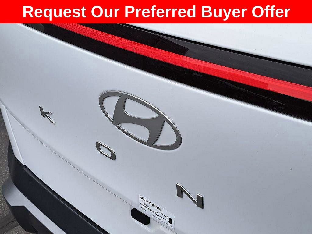 New 2026 Hyundai Kona SEL Premium AWD/4WD image 11