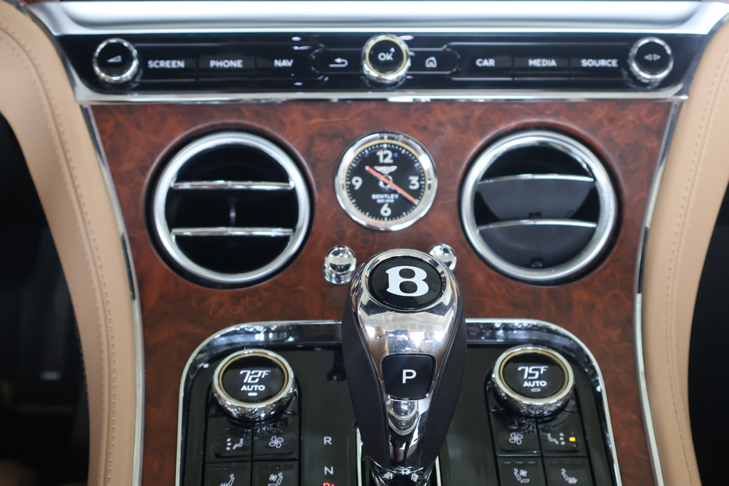 Used 2022 Bentley Continental GT AWD/4WD image 33