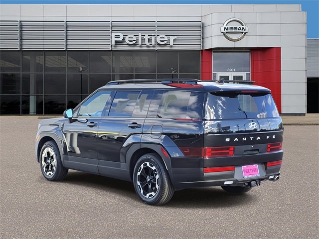 Used 2025 Hyundai Santa Fe SEL image 4