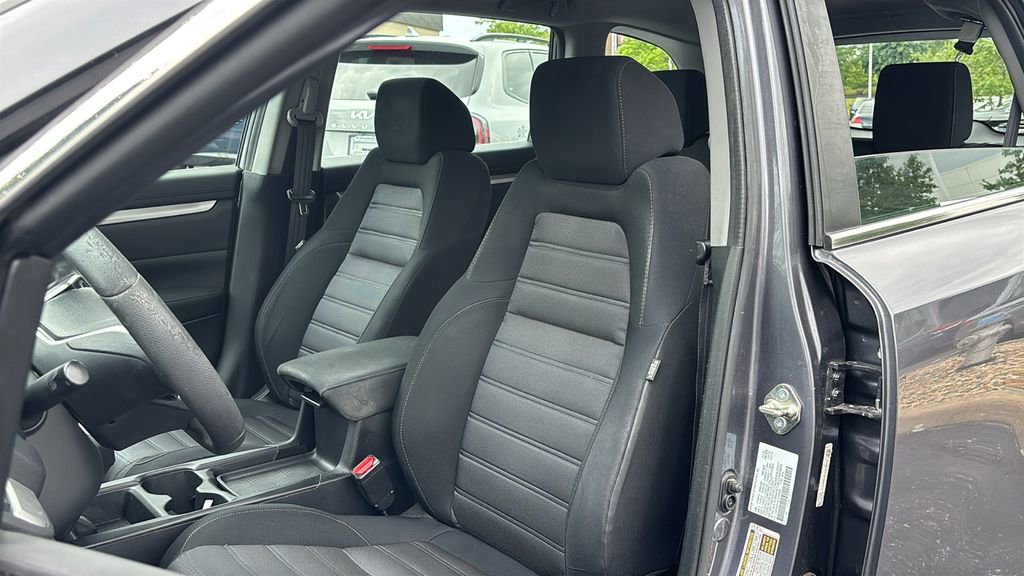 Used 2018 Honda CR-V LX image 10