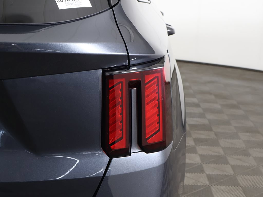 Certified 2024 Kia Sorento LX FWD image 15