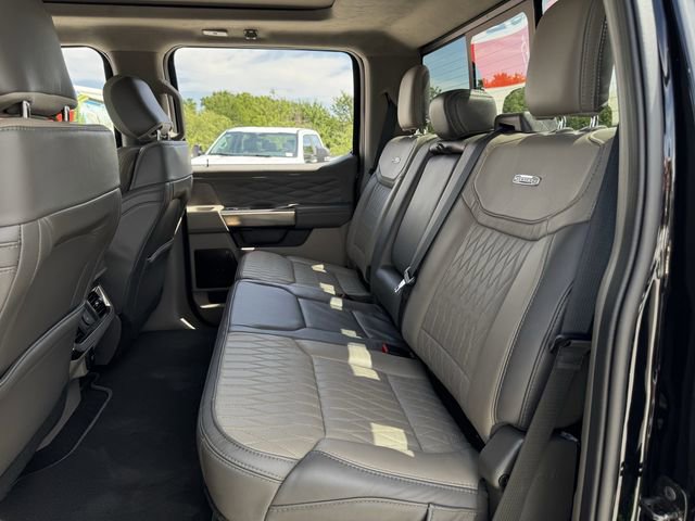 Used 2025 Ford F350 Platinum w/ Platinum Plus Package AWD/4WD image 35