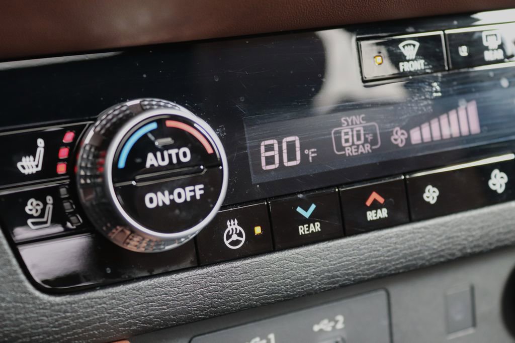 New 2026 Mitsubishi Outlander SEL AWD/4WD image 13