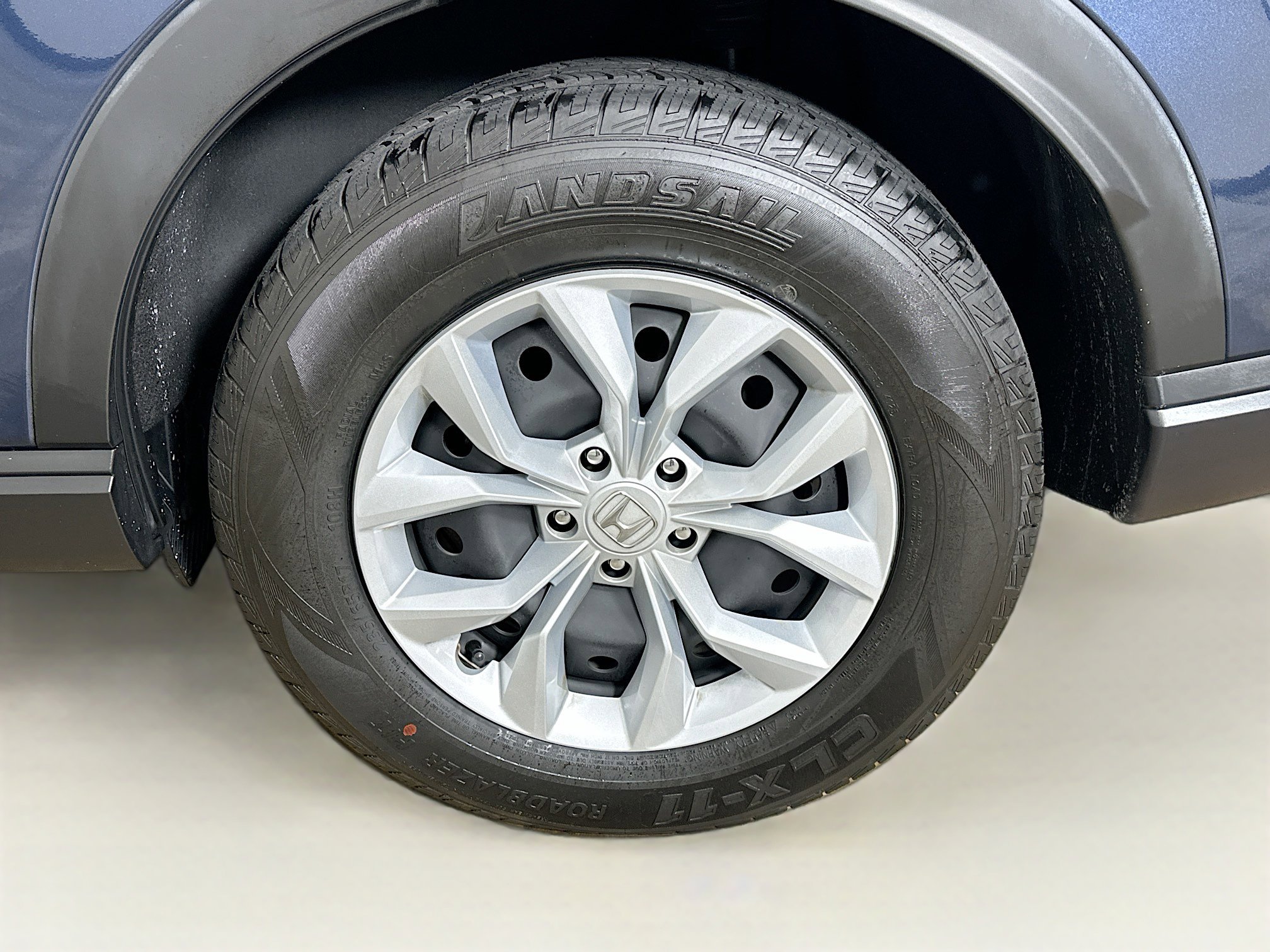 Used 2023 Honda CR-V LX image 11