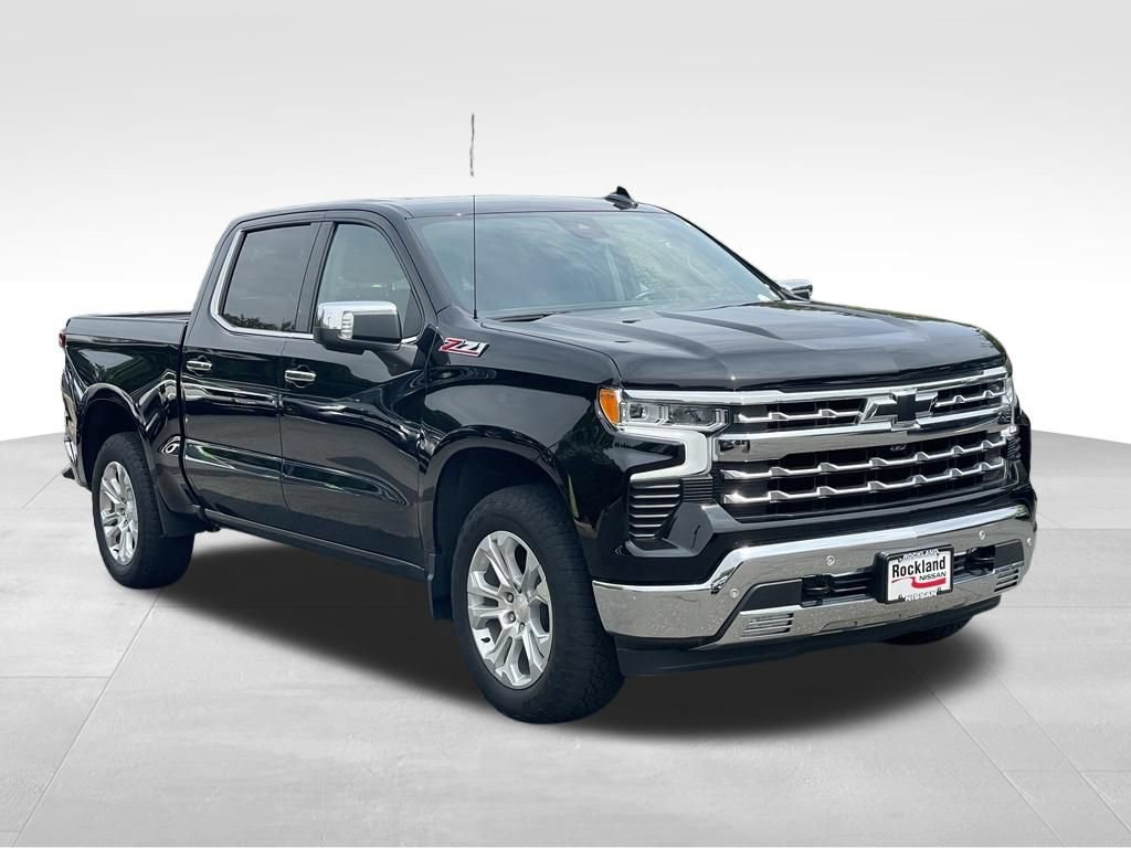 Used 2023 Chevrolet Silverado 1500 LTZ AWD/4WD image 3