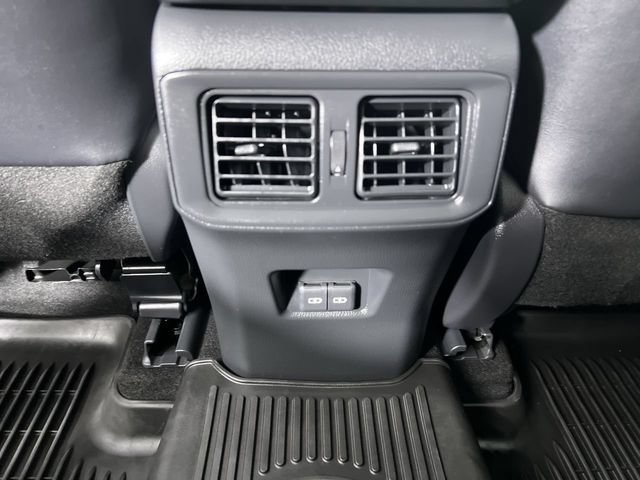 Used 2023 Toyota RAV4 XSE AWD/4WD image 22