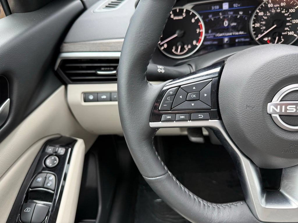 Used 2024 Nissan Altima 2.5 SL AWD/4WD image 24