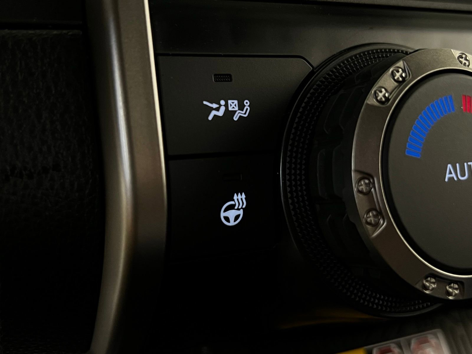 Certified 2026 Toyota 4Runner TRD Off-Road Premium image 22