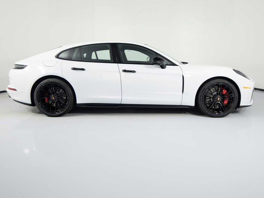 New 2026 Porsche Panamera GTS image 9