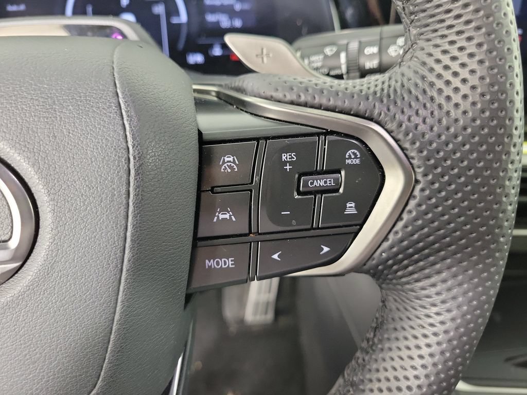 Used 2026 Lexus TX 500h AWD w/ Technology Package image 22