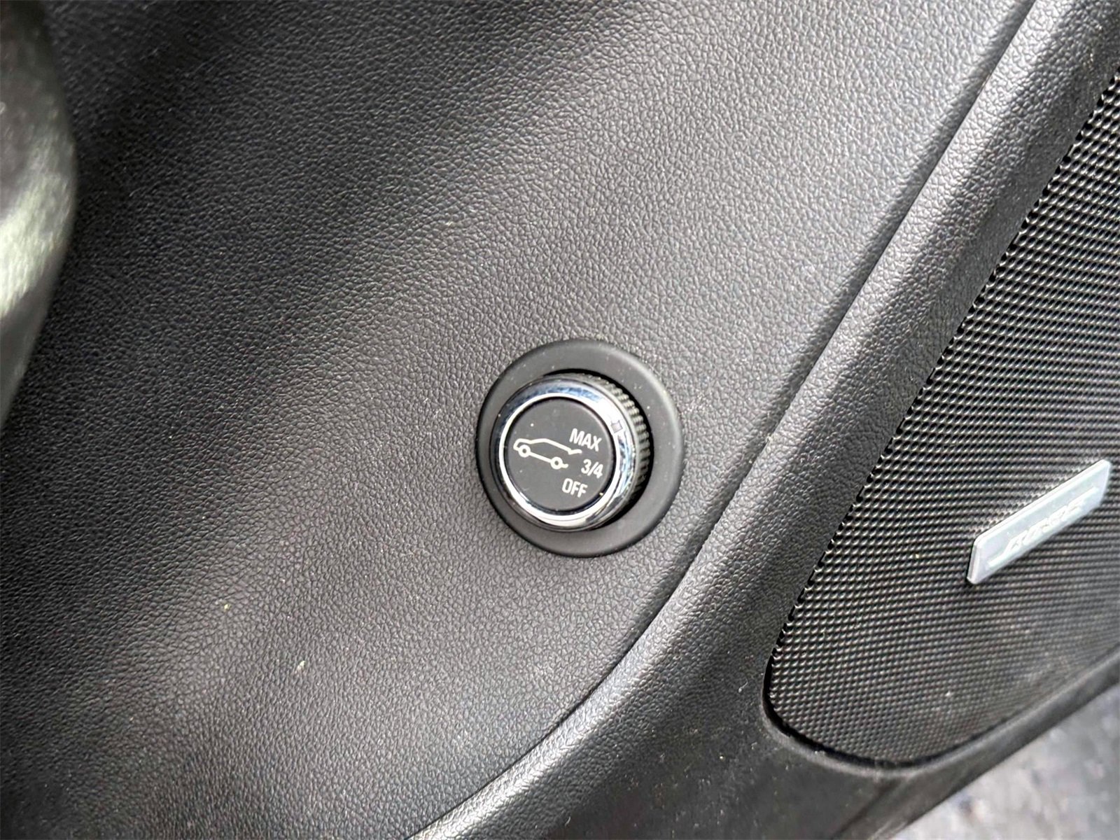 Used 2020 Chevrolet Blazer LT w/ Sound & Technology Package image 36