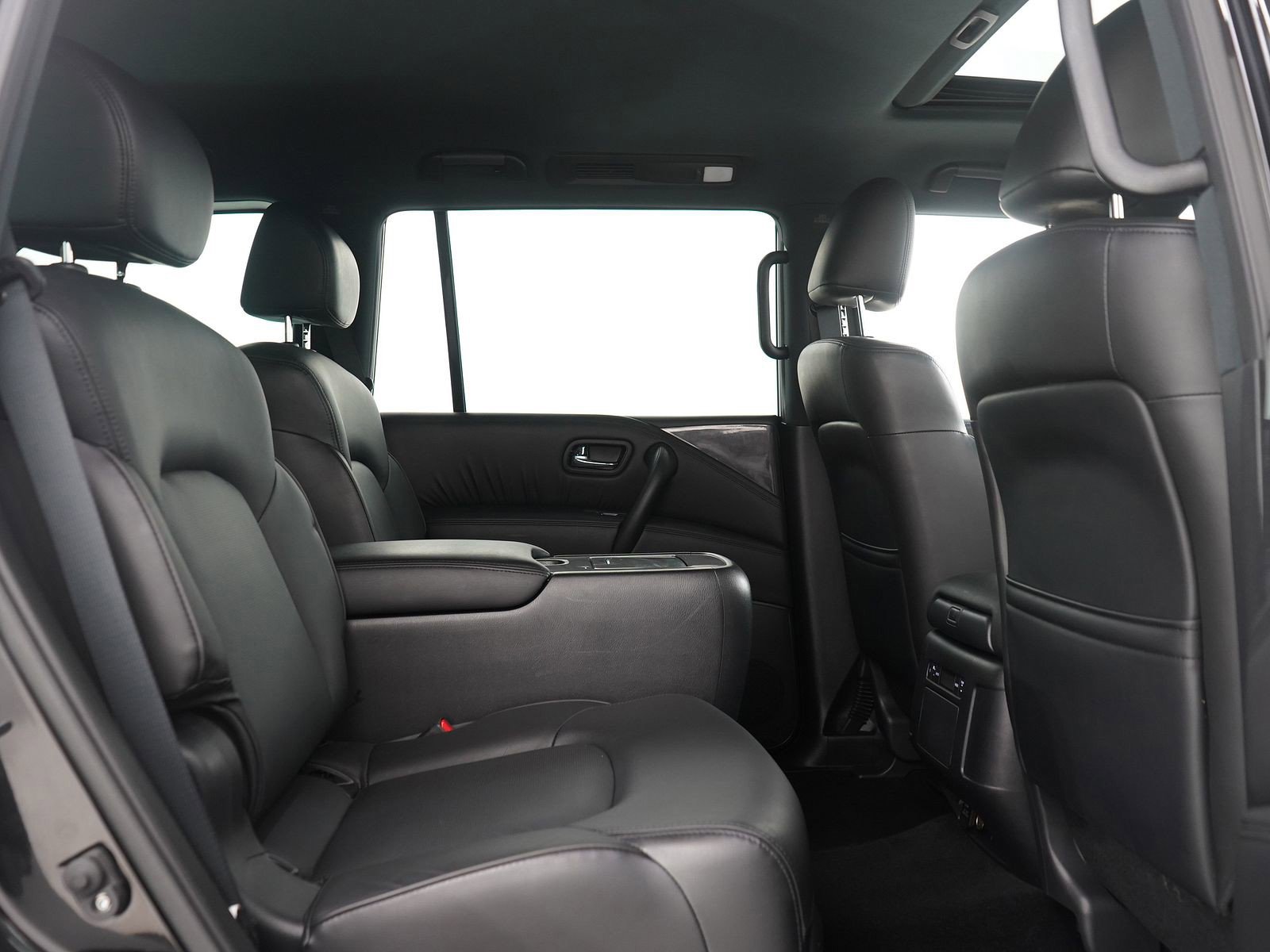 Used 2023 Nissan Armada SL image 13