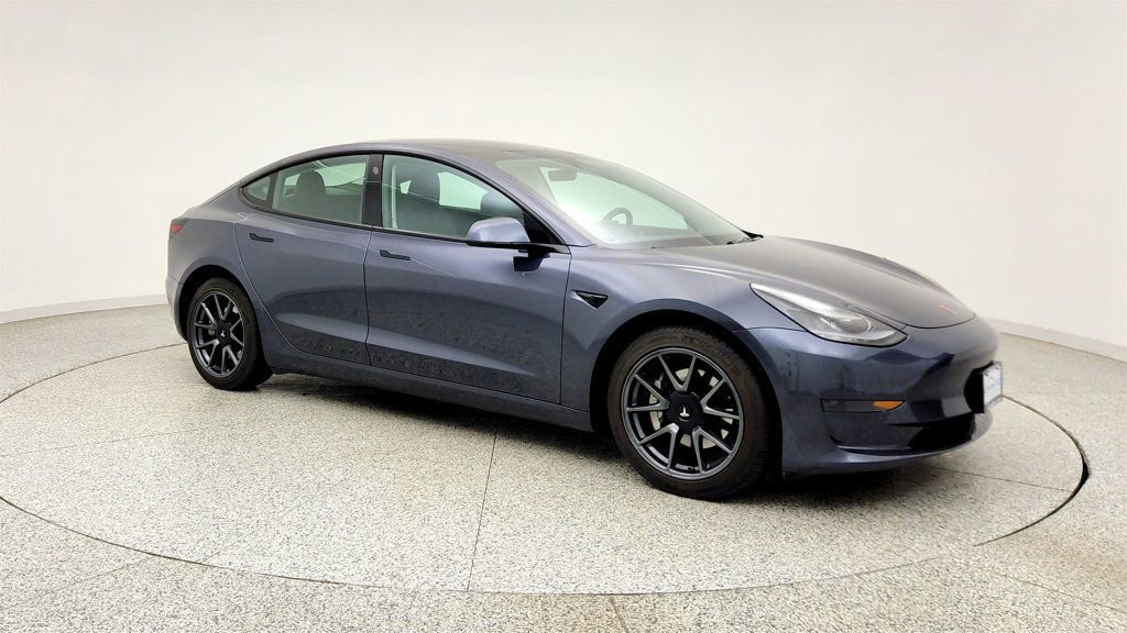 Used 2021 Tesla Model 3 Standard Range Plus RWD image 3