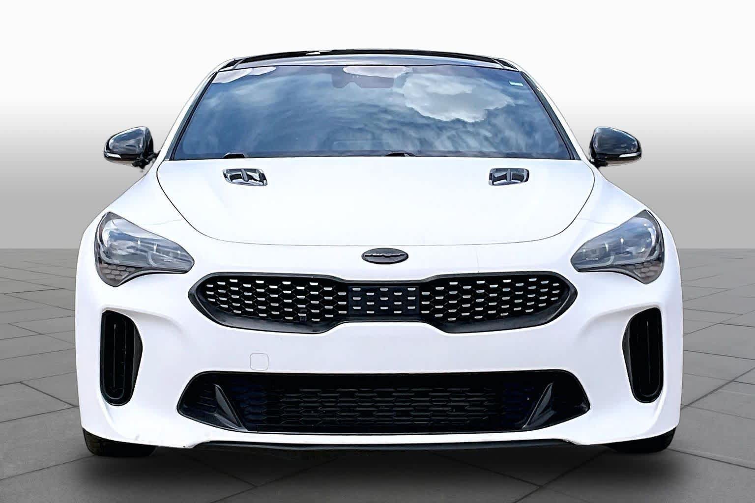 Used 2018 Kia Stinger GT2 AWD/4WD image 5
