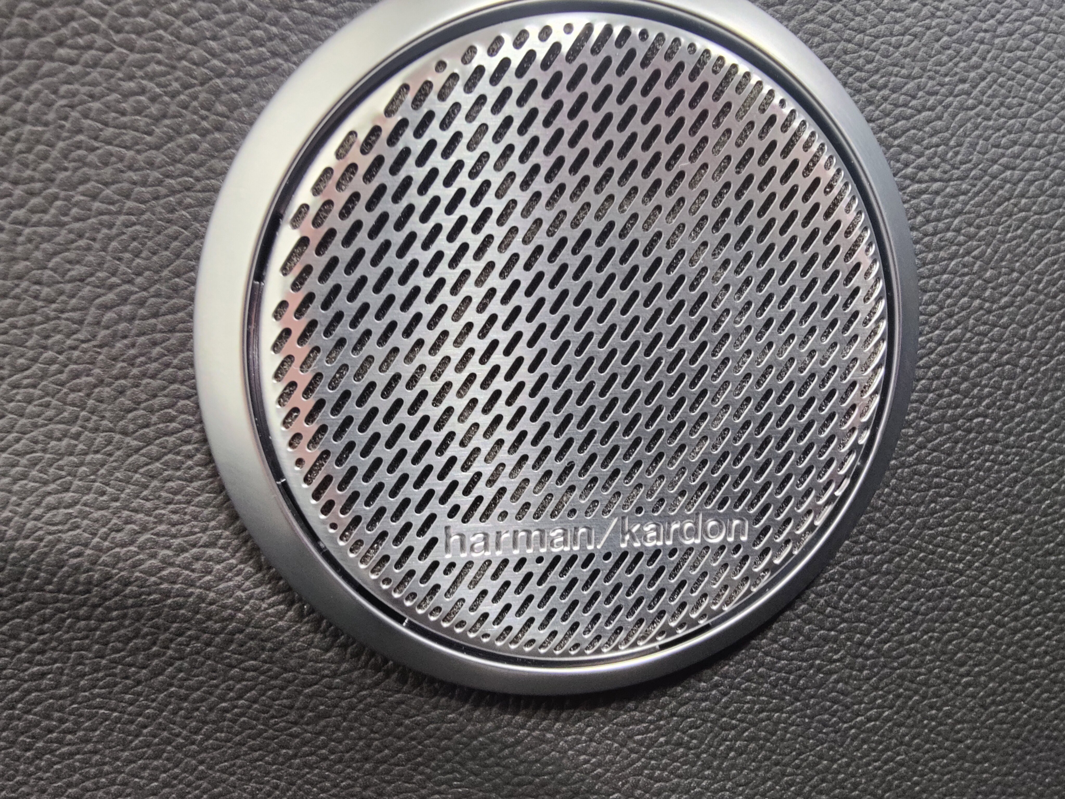 Certified 2022 Alfa Romeo Giulia Veloce image 6