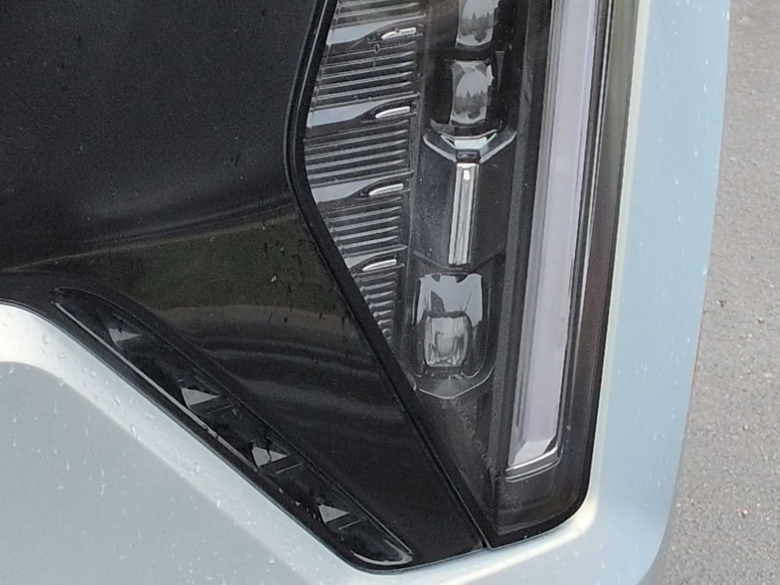 Used 2025 Cadillac Escalade IQ Luxury 1 image 11