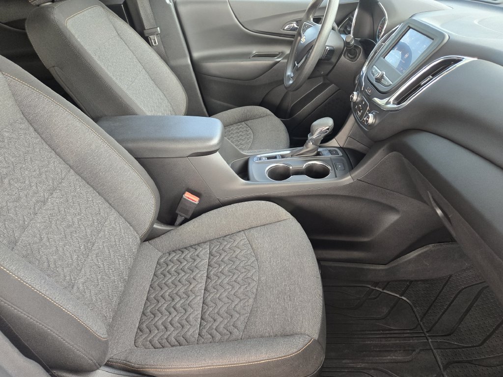 Used 2023 Chevrolet Equinox LT w/ LPO, Floor Liner Package AWD/4WD image 14