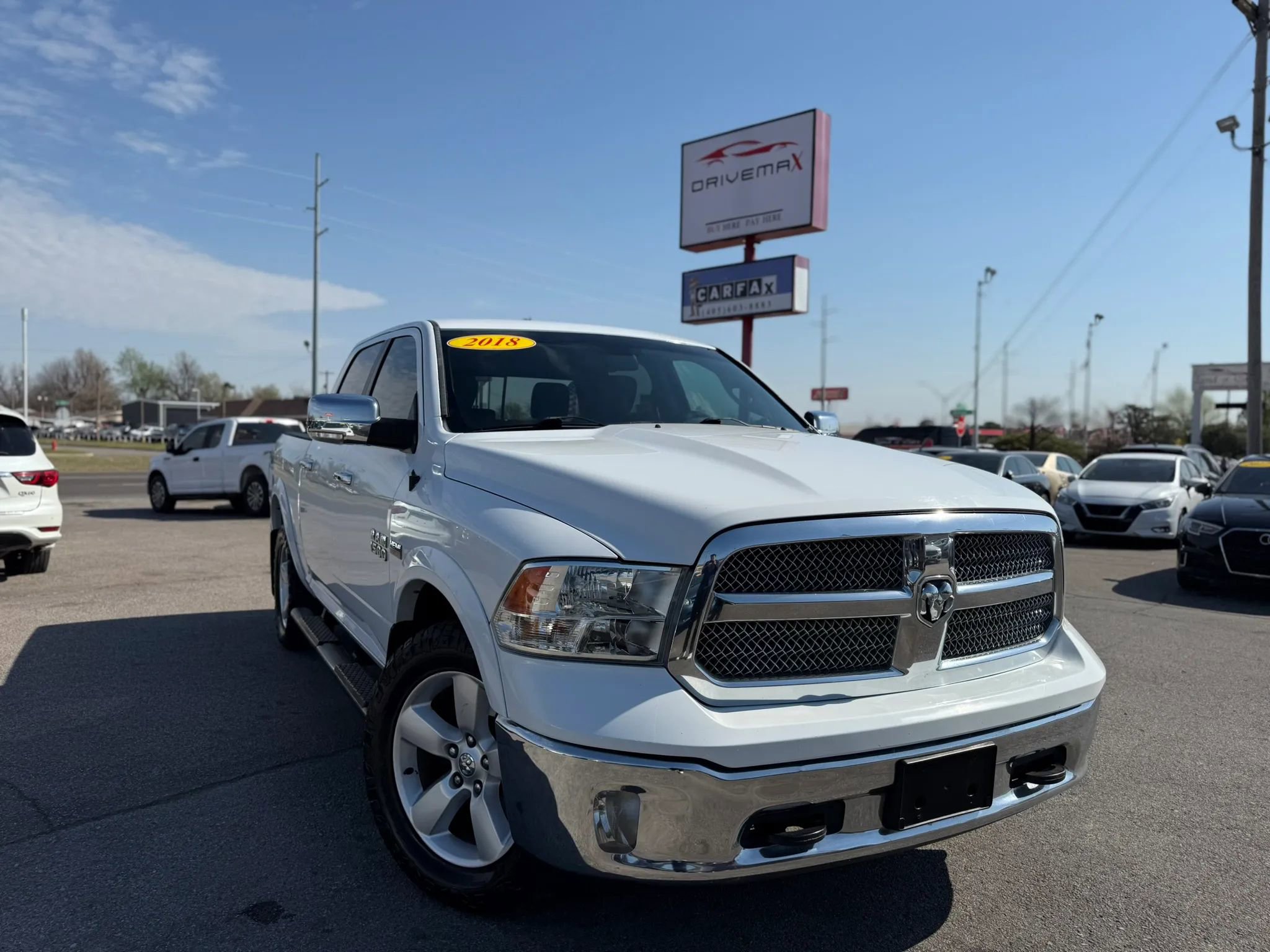 Used 2018 RAM 1500 SLT AWD/4WD image 36