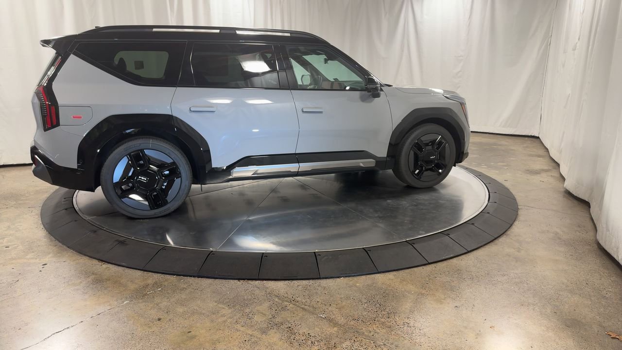 New 2026 Kia EV9 GT-Line image 2