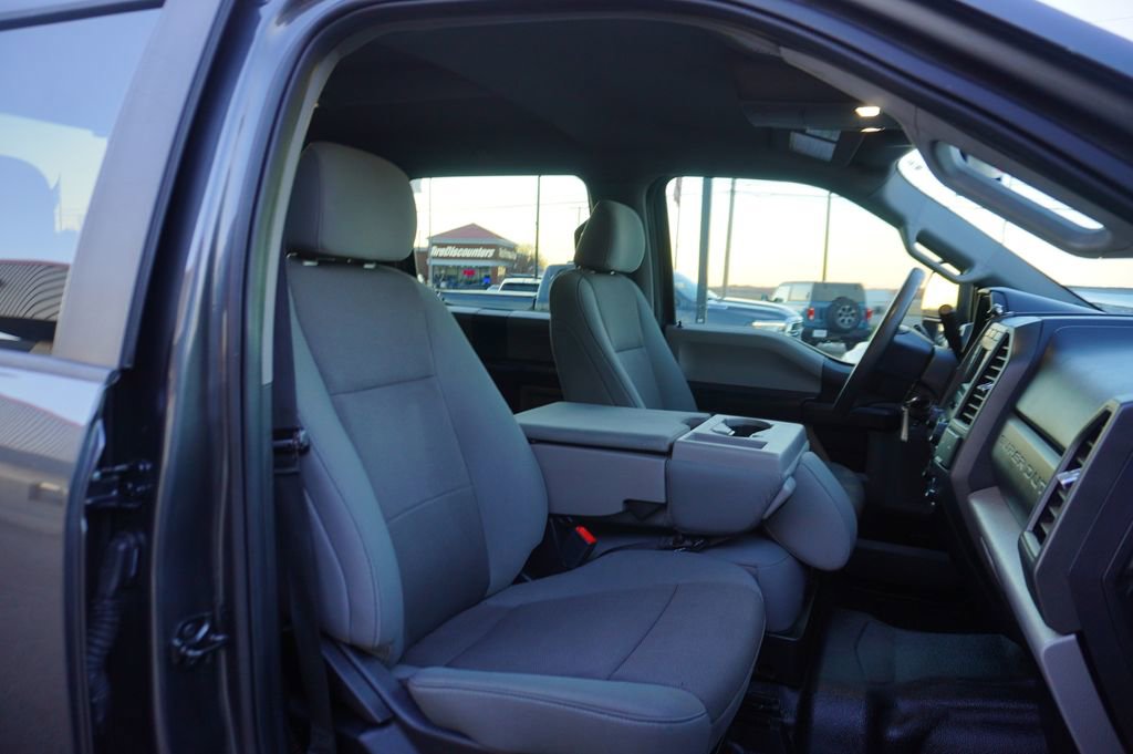 Used 2020 Ford F250 XL w/ STX Appearance Package image 28