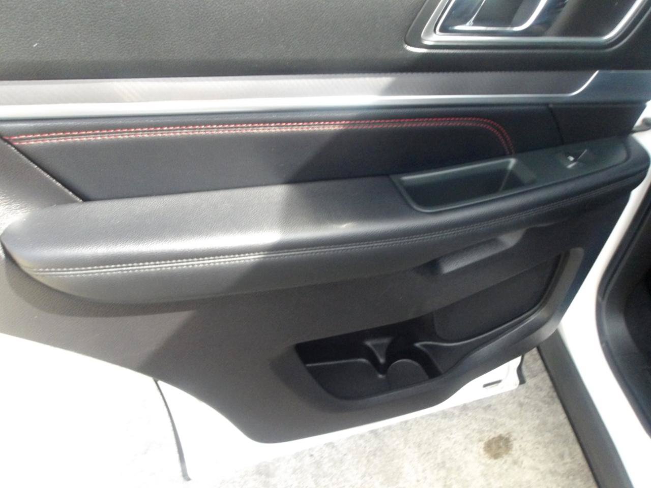 Used 2018 Ford Explorer Sport w/ Equipment Group 401A AWD/4WD image 16