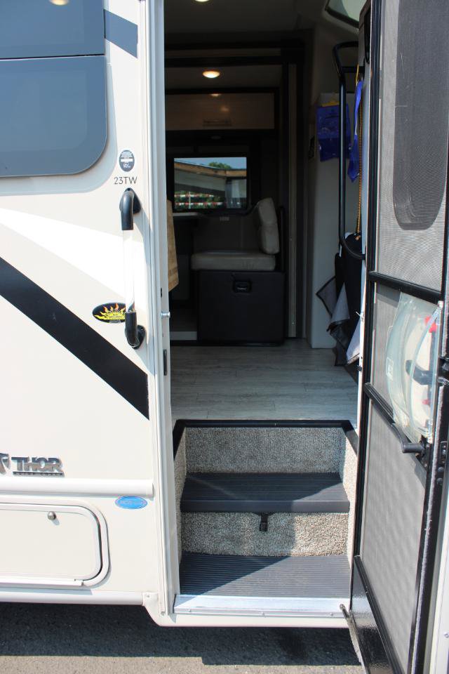 Used 2020 Ford Transit 350 138 Low Roof DRW AWD w/ Motorhome Prep Package image 32