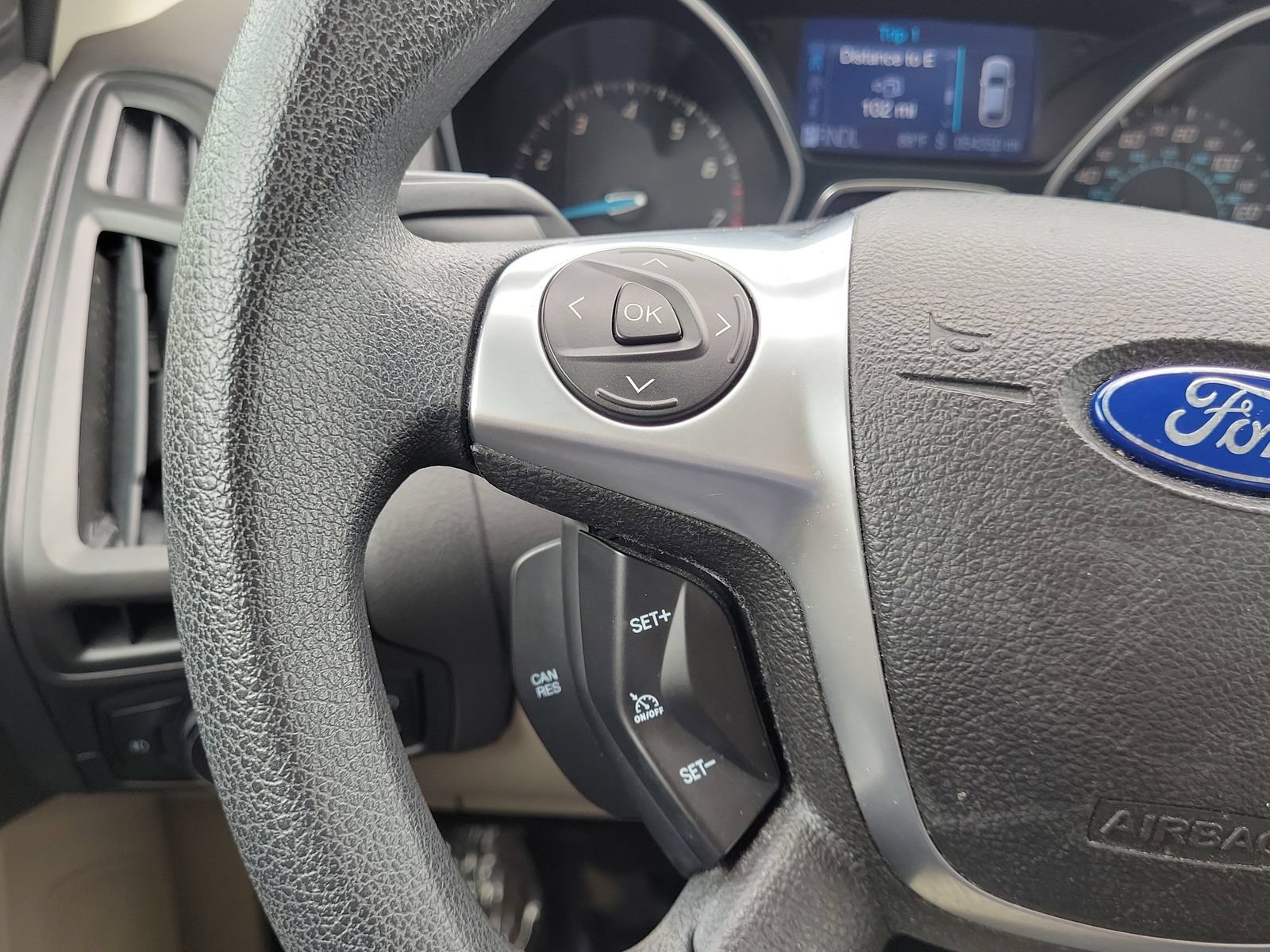 Used 2012 Ford Focus SE FWD image 20