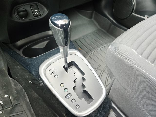 Used 2015 Toyota Yaris SE FWD image 13