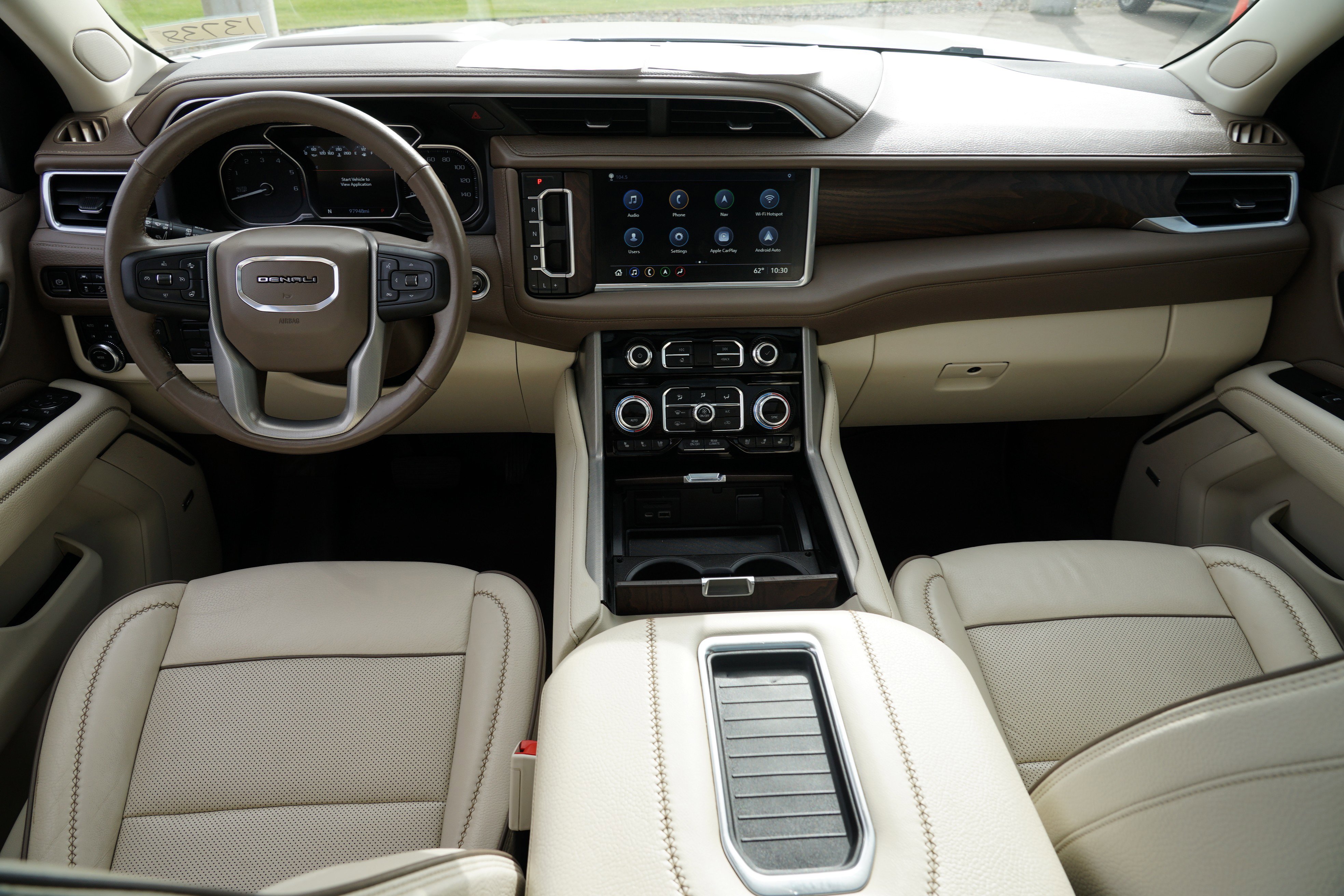 Used 2021 GMC Yukon XL Denali w/ Denali Ultimate Package image 27