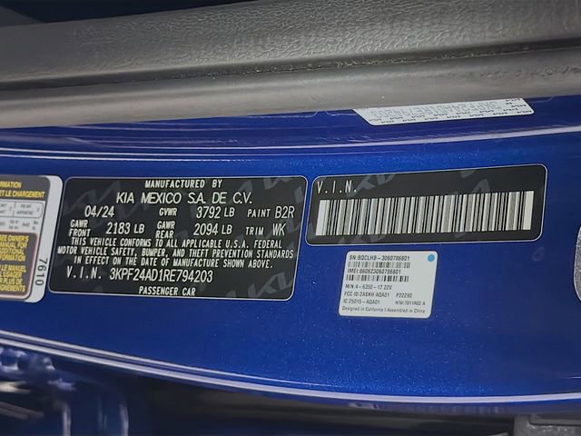 Used 2024 Kia Forte LXS image 30