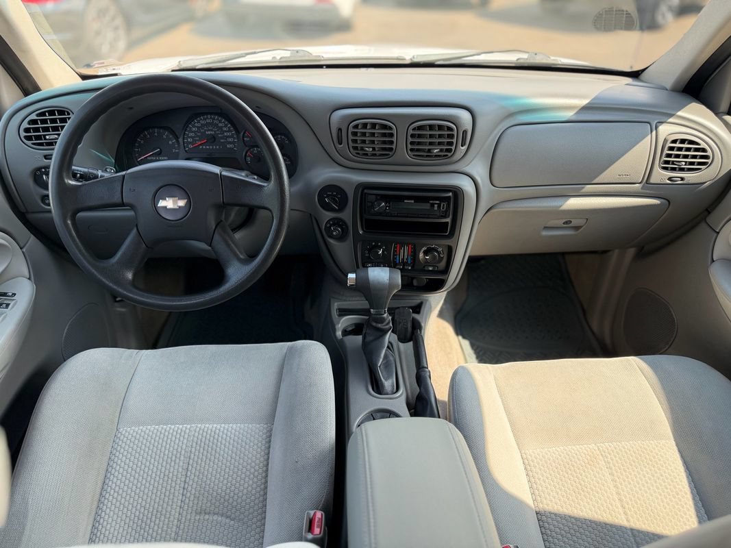 Used 2008 Chevrolet TrailBlazer 4WD image 11