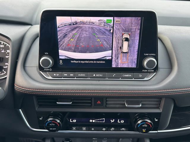 Certified 2025 Nissan Rogue SV AWD/4WD image 36