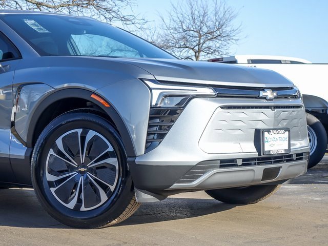 New 2026 Chevrolet Blazer EV LT image 3