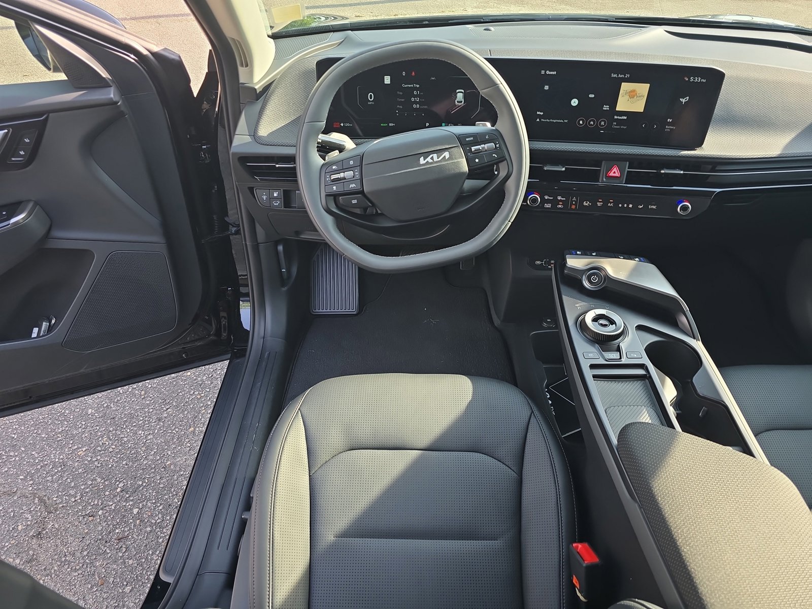 New 2025 Kia EV6 Wind image 15