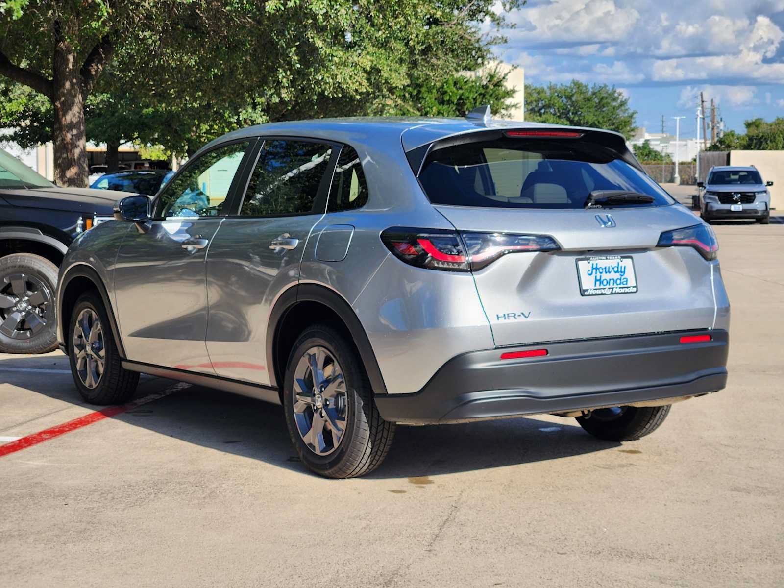 Certified 2026 Honda HR-V LX image 4