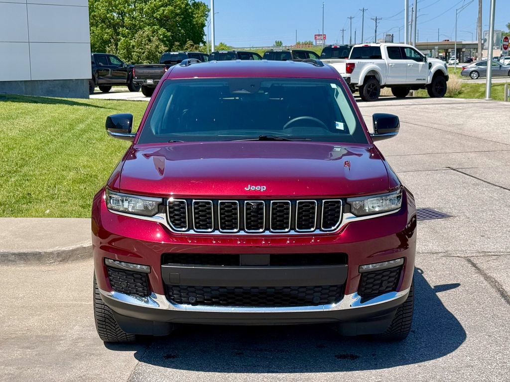 Used 2023 Jeep Grand Cherokee L Limited w/ Luxury Tech Group II AWD/4WD image 8