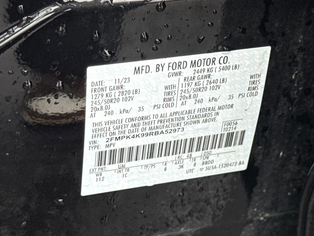 Used 2024 Ford Edge Titanium w/ Equipment Group 301A AWD/4WD image 33