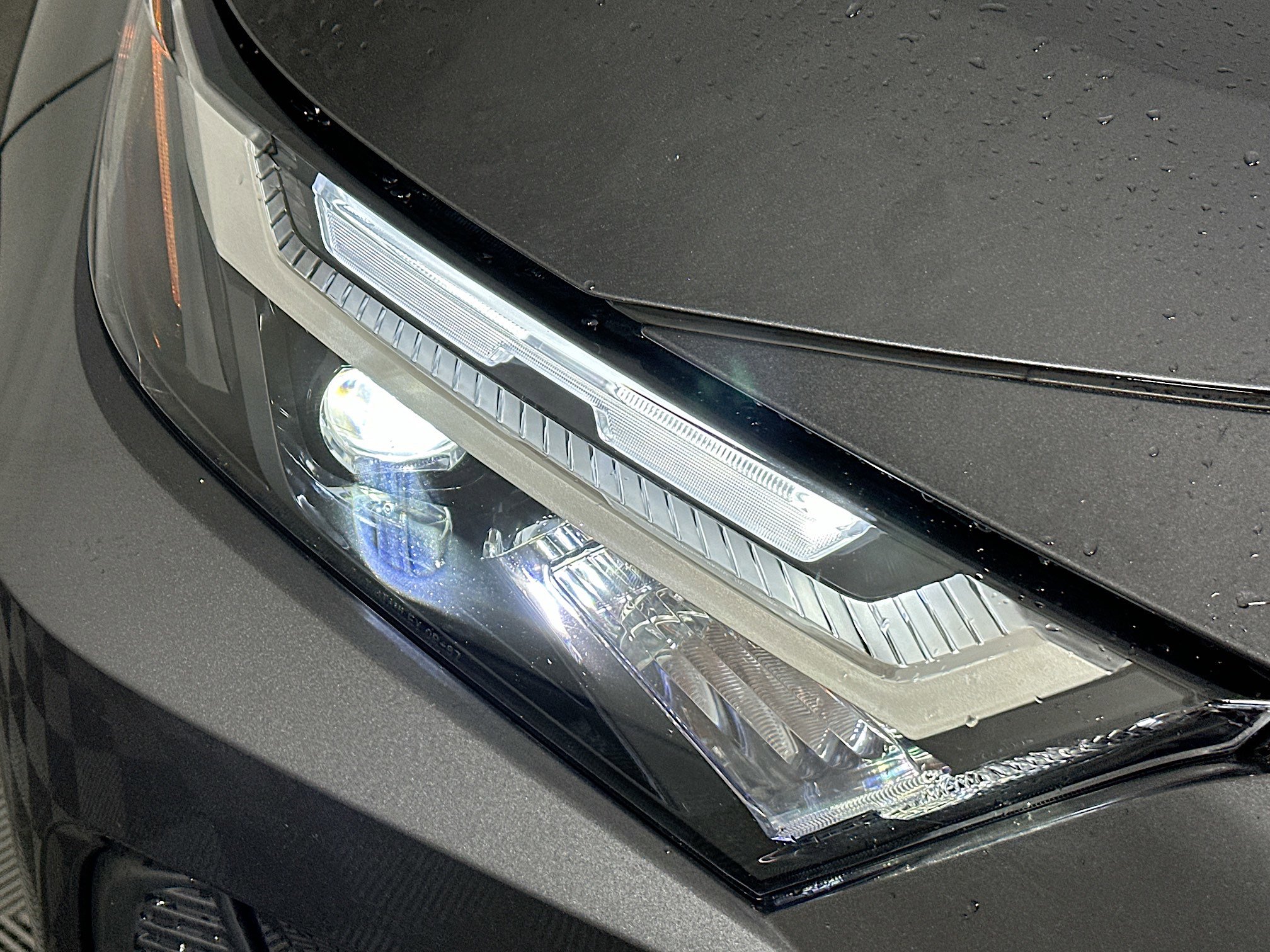 Used 2025 Toyota RAV4 LE FWD image 9