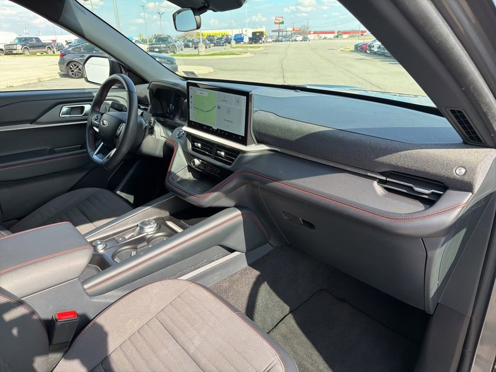 Certified 2025 Ford Explorer ST-Line w/ ST-Line Street Pack image 20