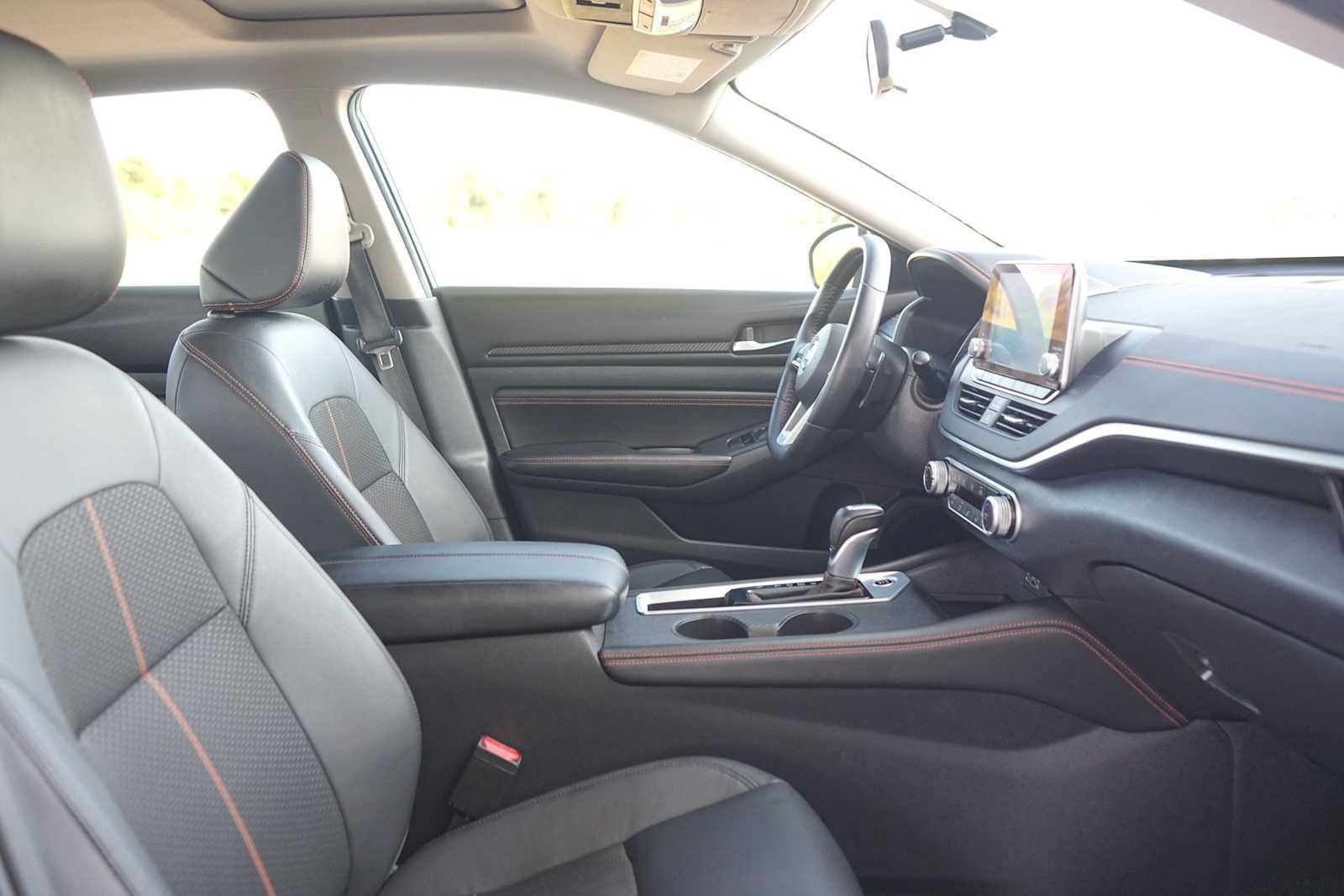 Used 2019 Nissan Altima 2.5 SR w/ SR Premium Package FWD image 15