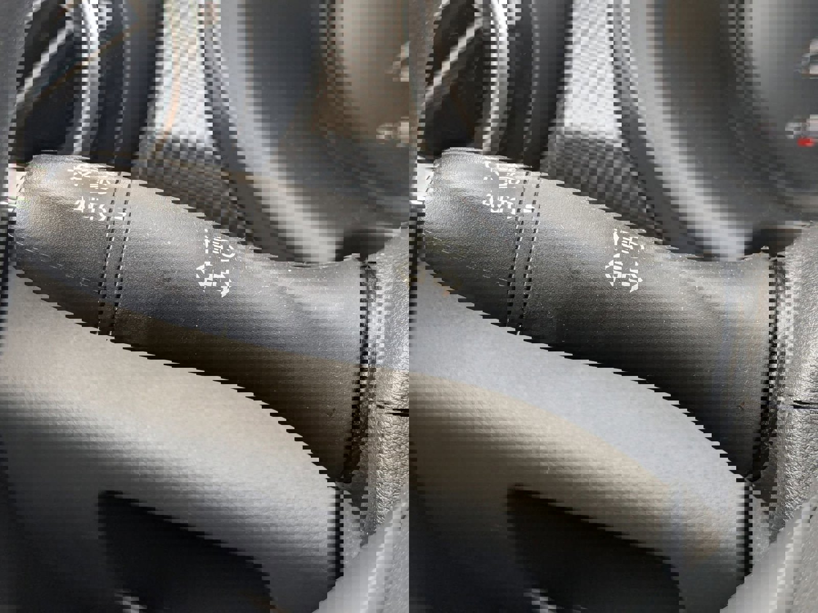 Used 2024 Nissan Kicks SV image 45